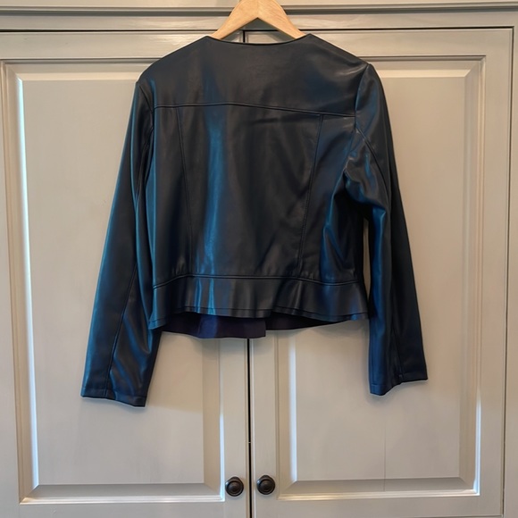 Zara navy jacket - Picture 7 of 9